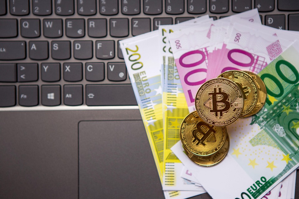 传Circle、BitGo等欲申请银行执照！稳定币发行商将成为加密货币银行？